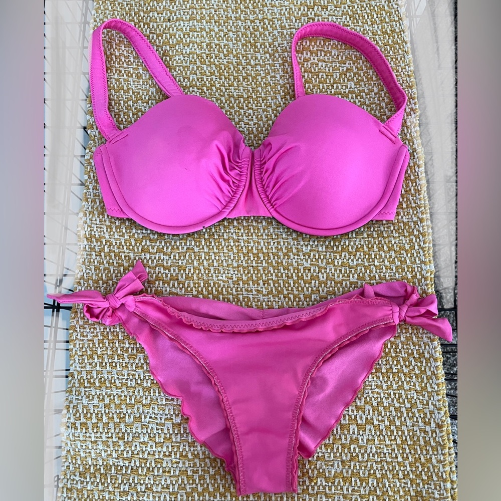 Pink Bikini Set - Picture 2 of 3